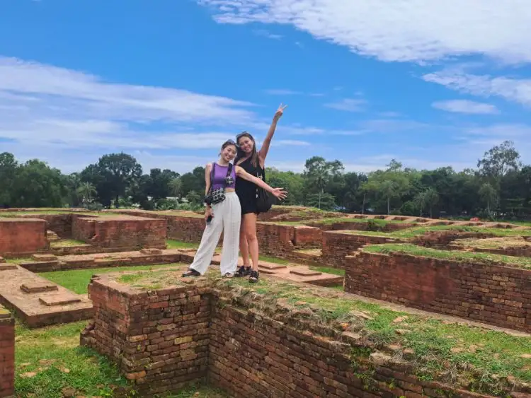 Iconic Private Sonargaon and Mainamati Day Tour from Dhaka